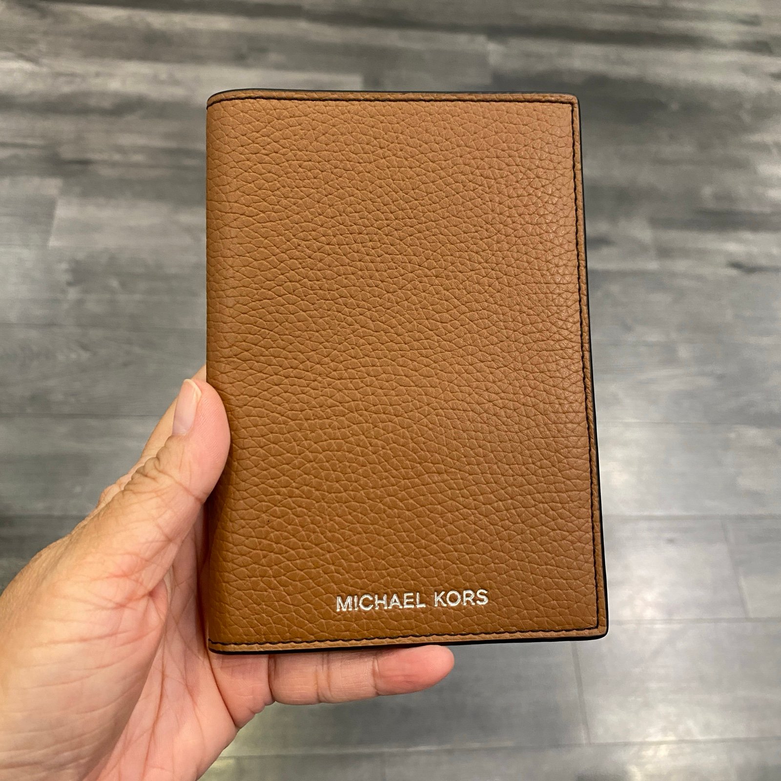 New Michael Kors Passport Wallet