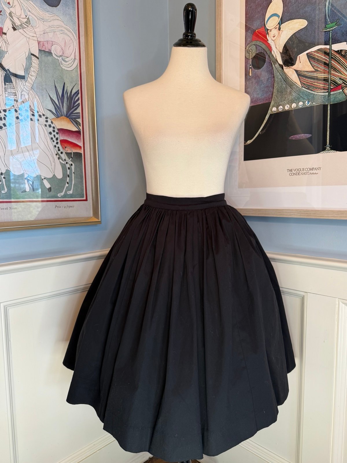 NWT Pinup Couture Pinup Girl Clothing Black Jenny Swing Skirt Sz S