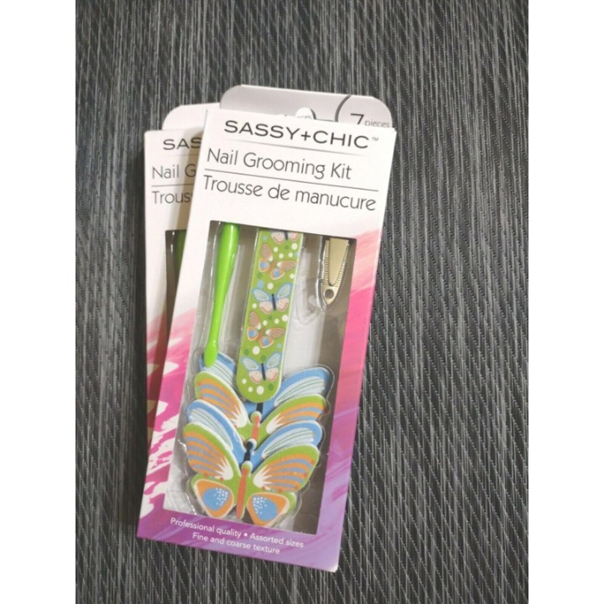 2 Pk Sassy Chic Nail Grooming Kit Set Butterflies Nail Files Cuticle Trimmer