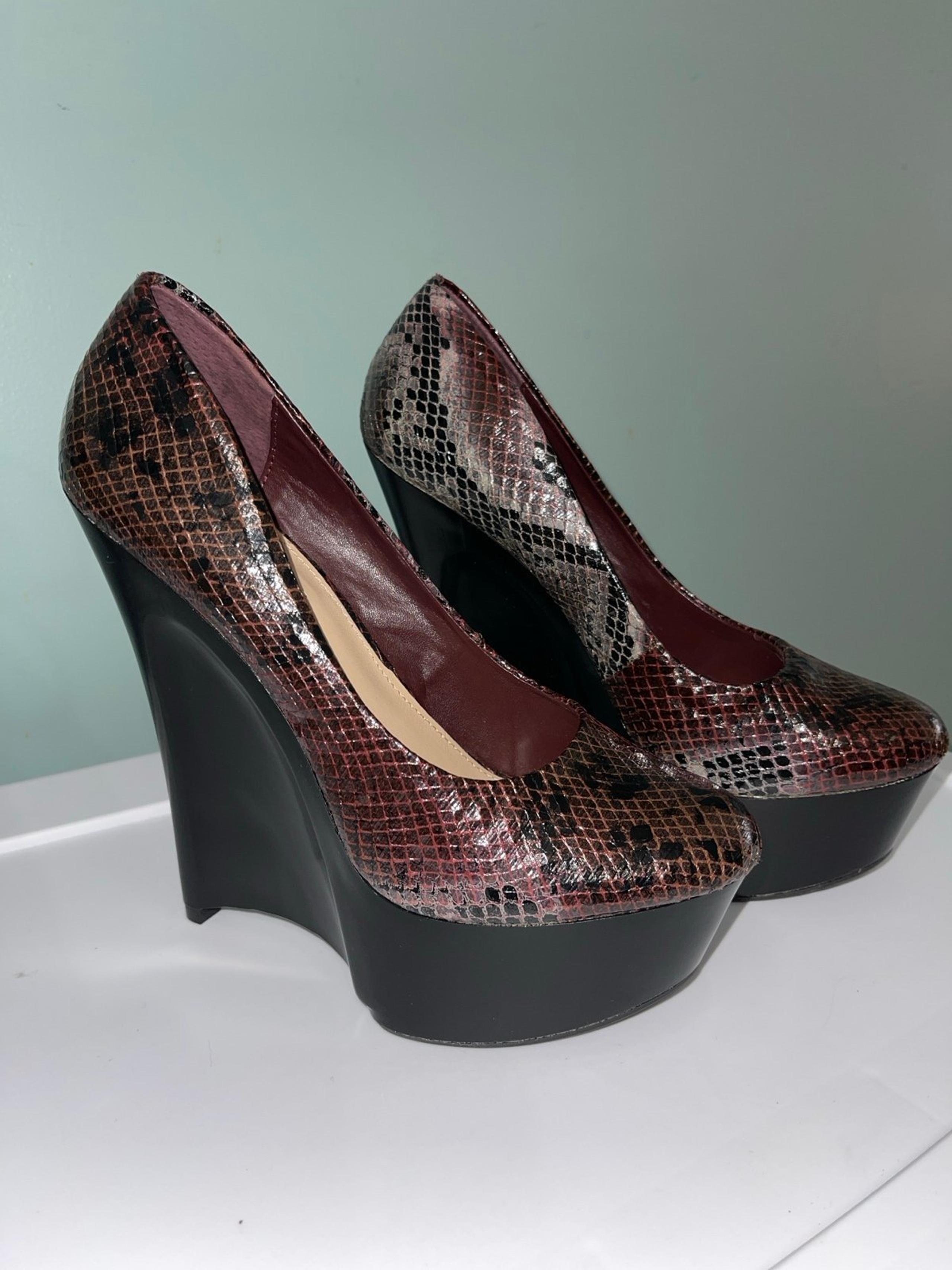 H by Halston deep purple faux snakeskin Wedge Heels