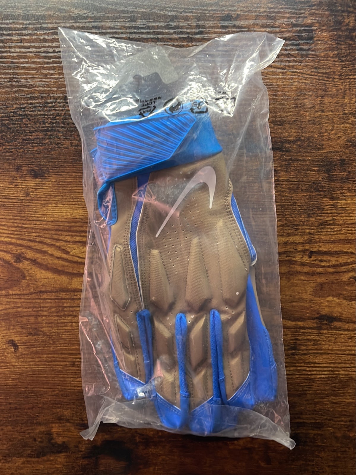 Nike/Off White Football Gloves Size XL