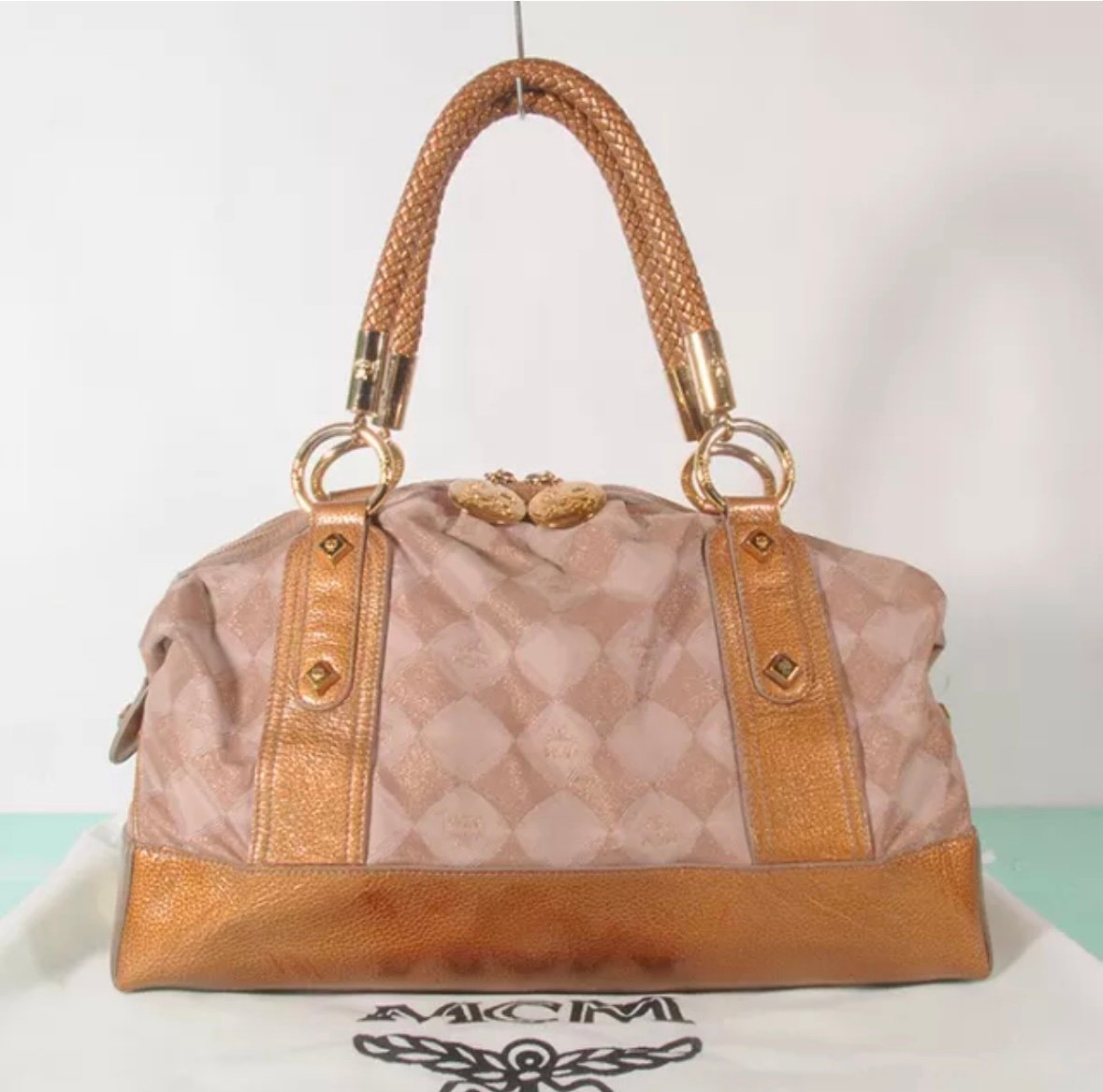 MCM Jacquard logo patent leather Canvas shoulder bag Beautiful Dust Bag Included