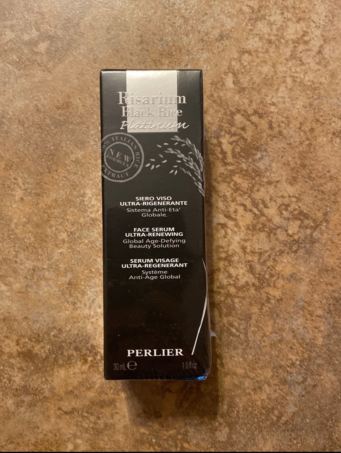 New Perlier Black rice platinum face serum