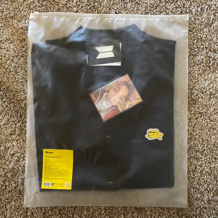 BTS BUTTER Cardigan (M) + PCs (FULL SET)