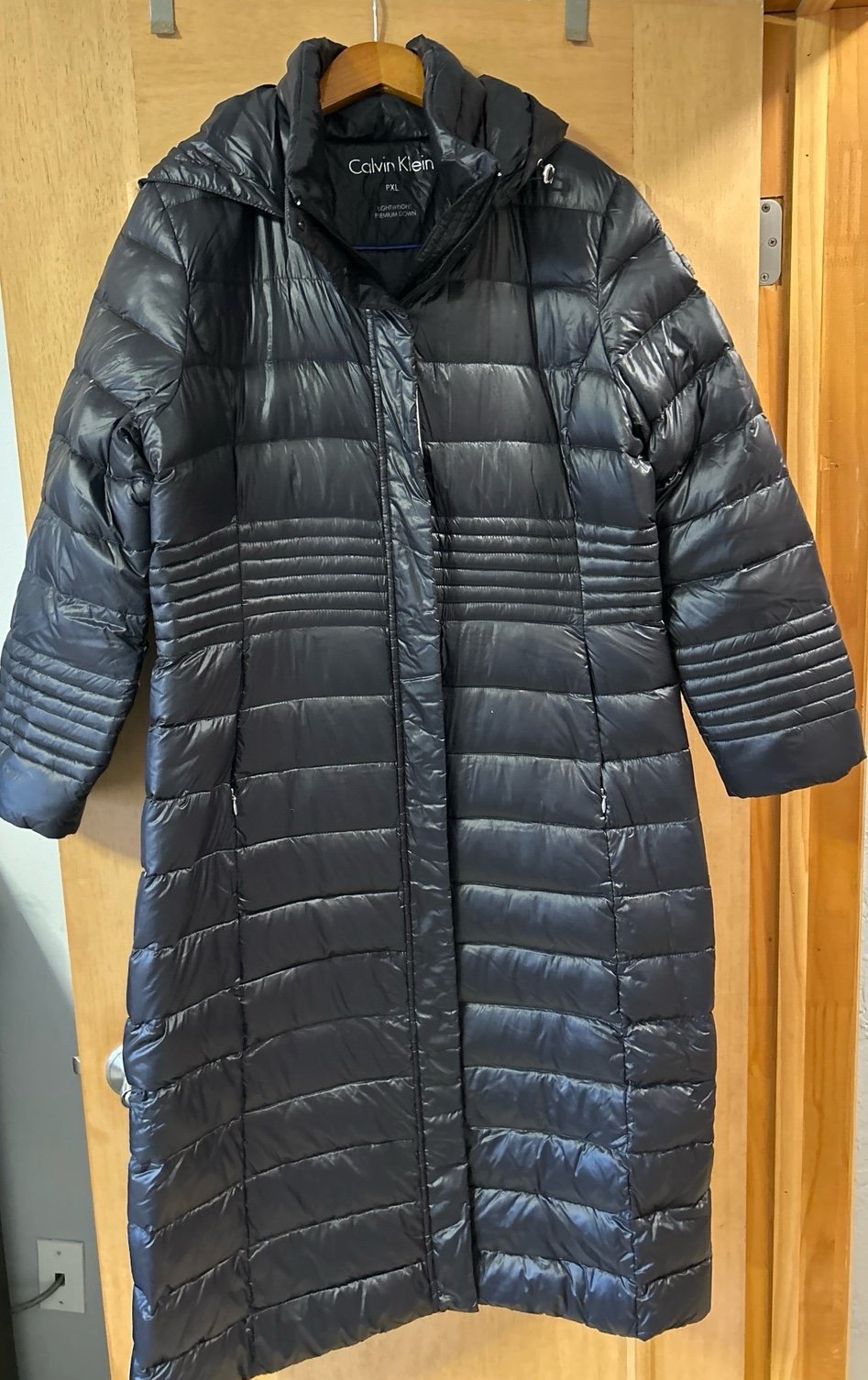 Womans calvin klein sz xl light weight down Coat