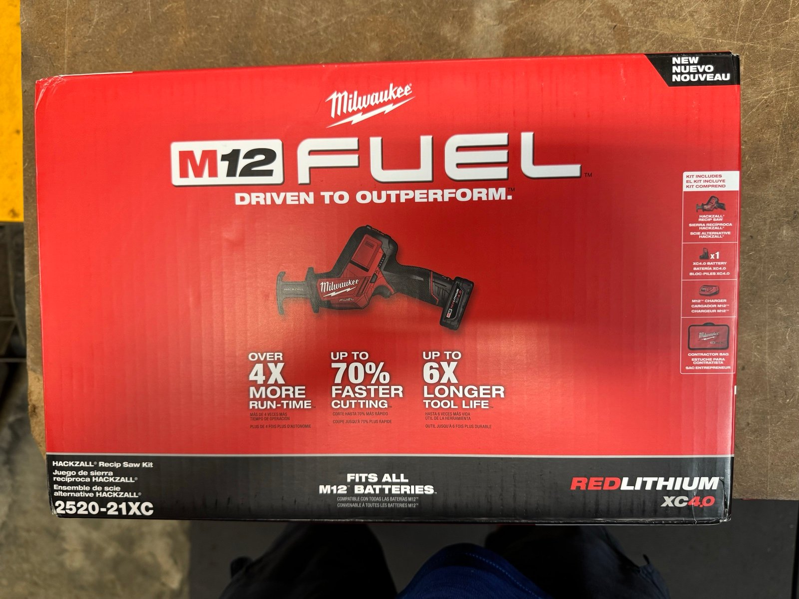 Milwaukee M12 FUEL 12V Lithium-Ion Brushless Cordless HACKZALL Reciprocating Saw