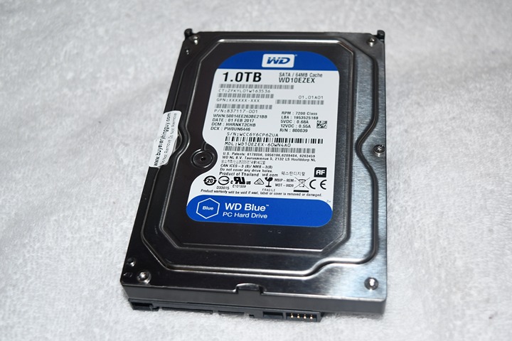 HP all in one 24-g010 PC 1tb hard drive w original operating system installed 1C