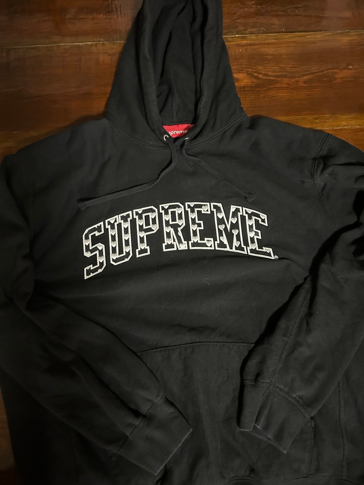 Supreme Hoodie Hearts Arc Hooded Sweatshirt XL Cotton Black. FIRM ON PRICE