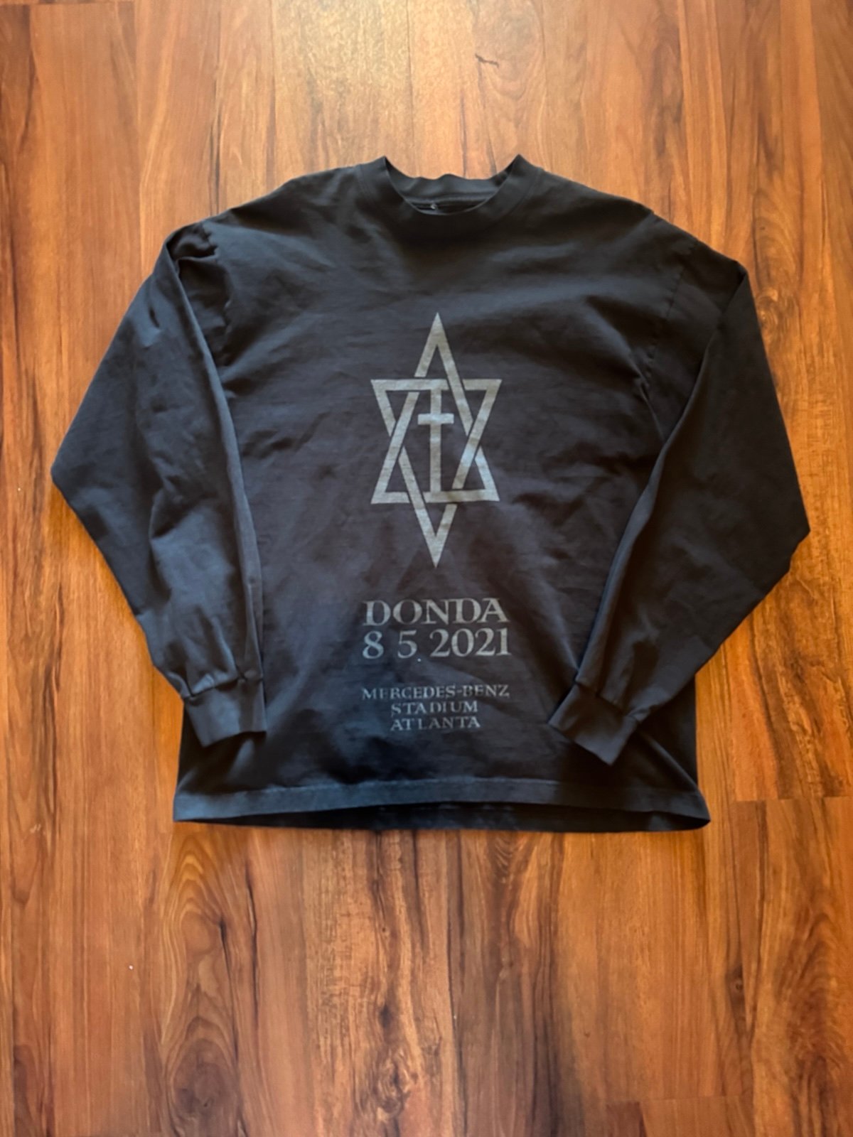 Kanye West DONDA August 5 Listening Event L/S T-Shirt
