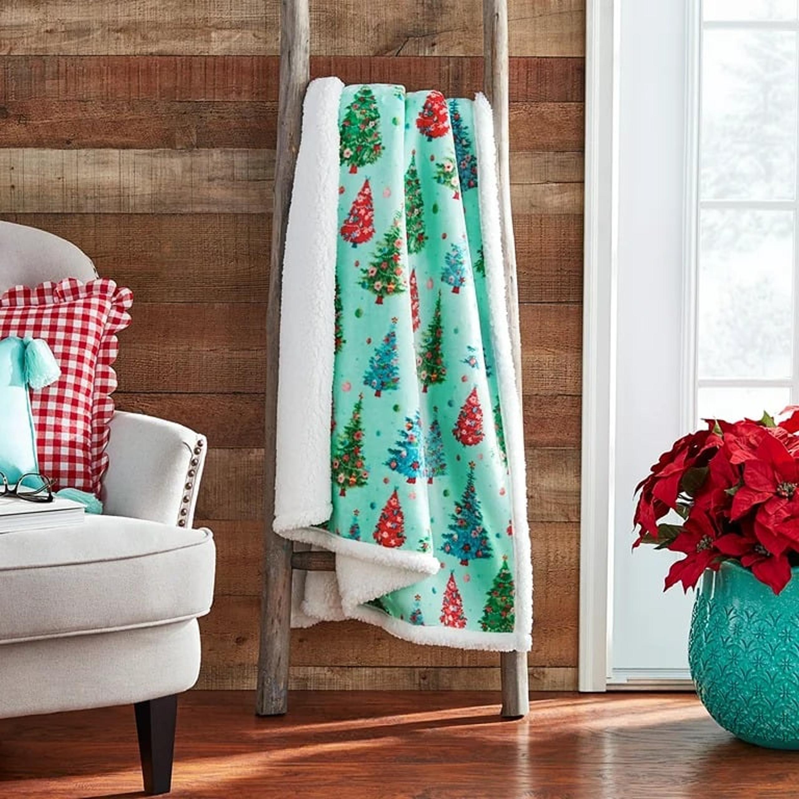 HTF The Pioneer Woman Plush Reversible Throw Blanket - Trees