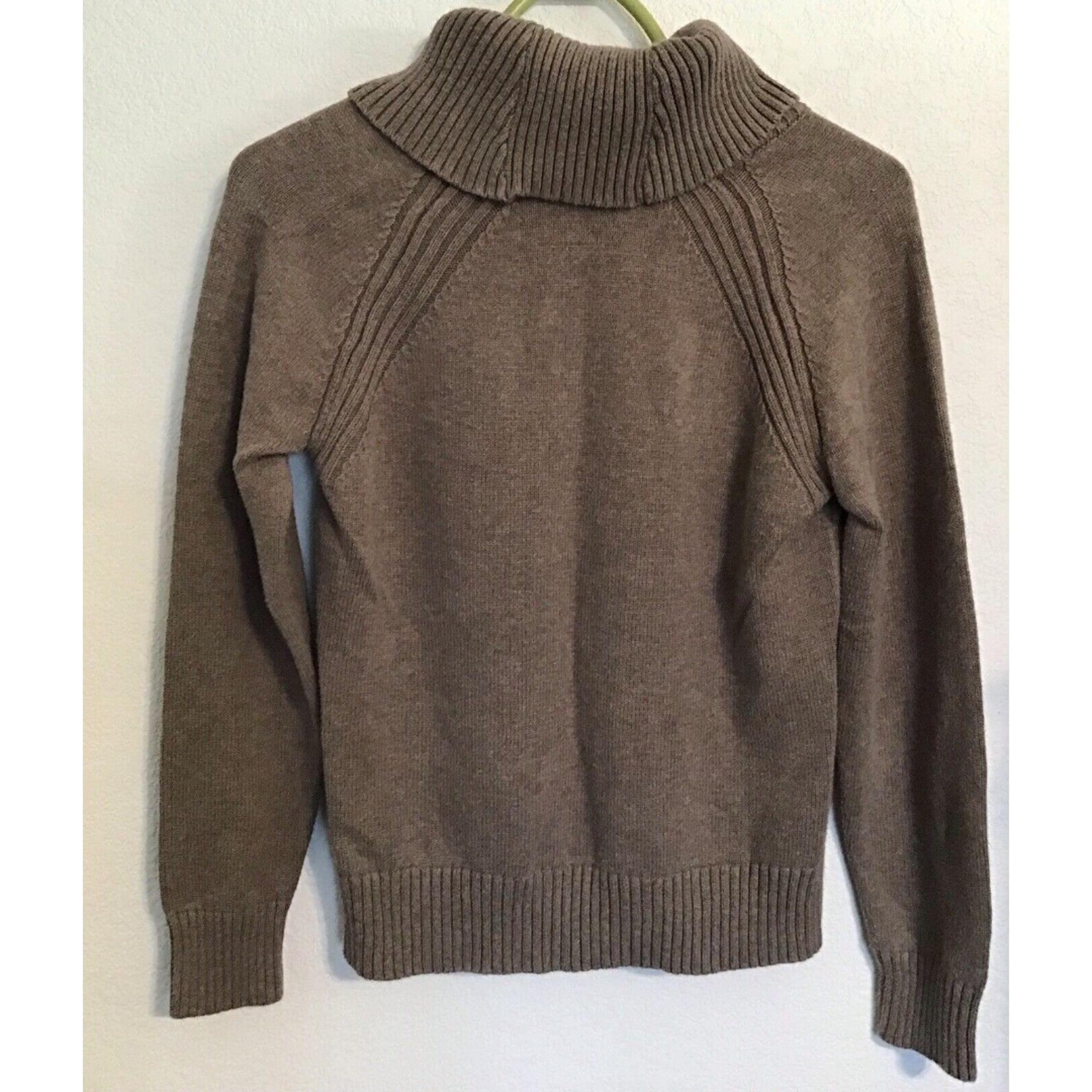 Jeanne Pierre Women’s Cowl Neck Sweater. Size Medium
