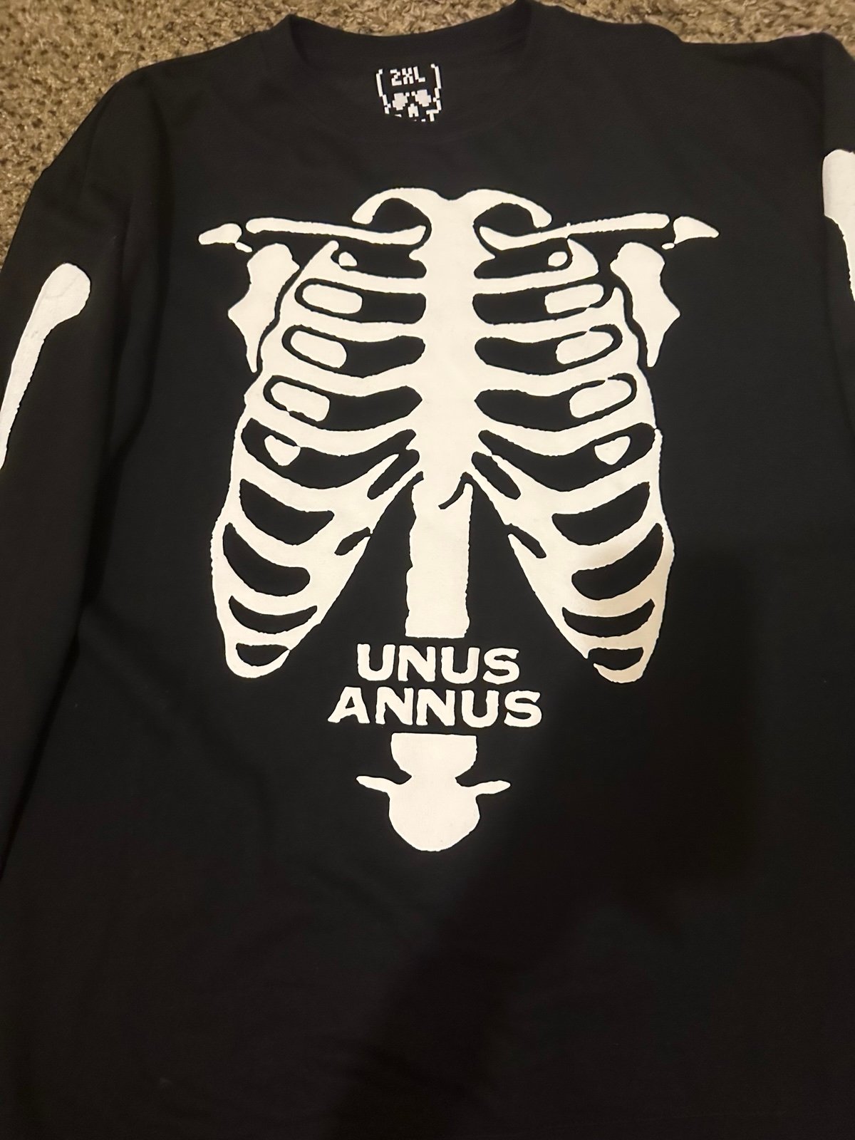 Men’s authentic Unus Annus Skeleton Crewneck