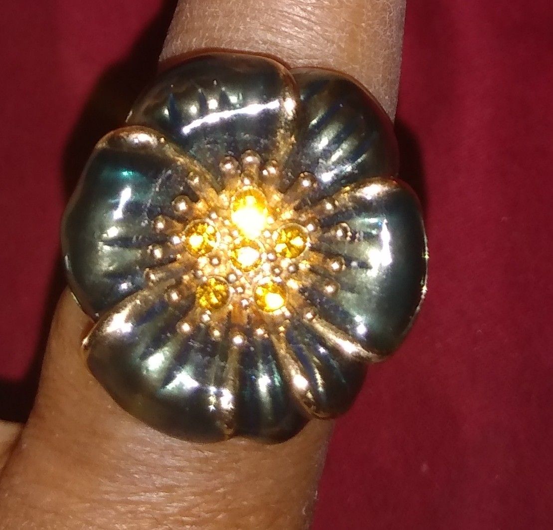 VTG Greenish-blue flower Ring