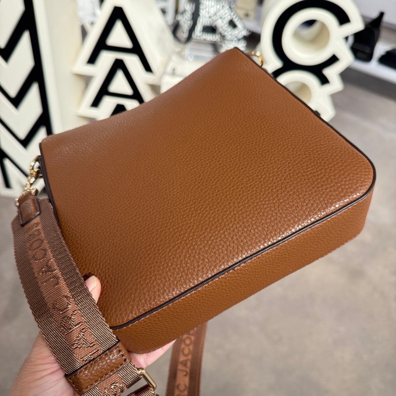 25年★MARC JACOBS 4S5HCR043H01 Crossbody MARC JACOBS 4S5HCR043H01 Crossbody