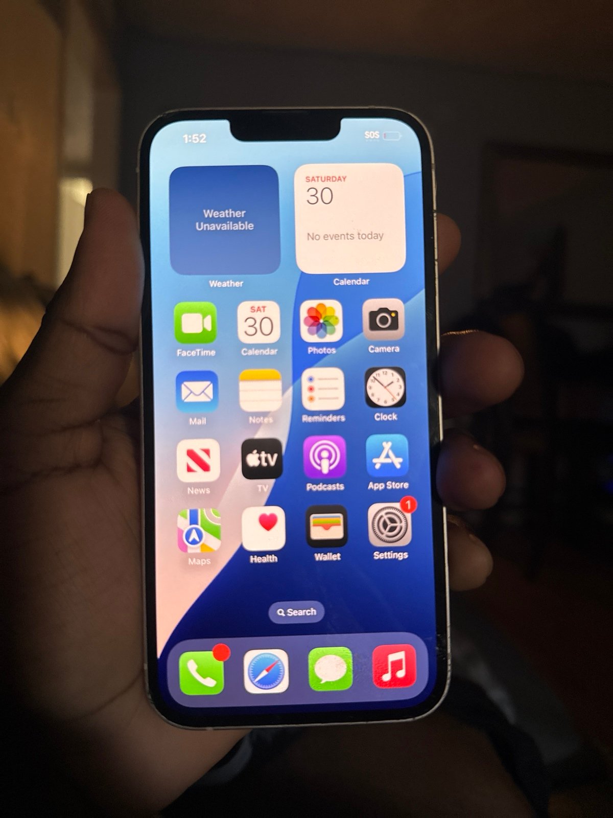 Apple iPhone 13