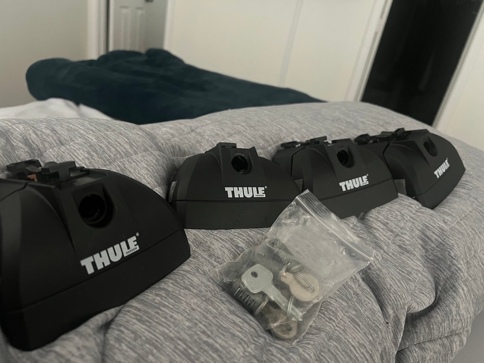 Thule 460R Rapid Podium Foot Pack