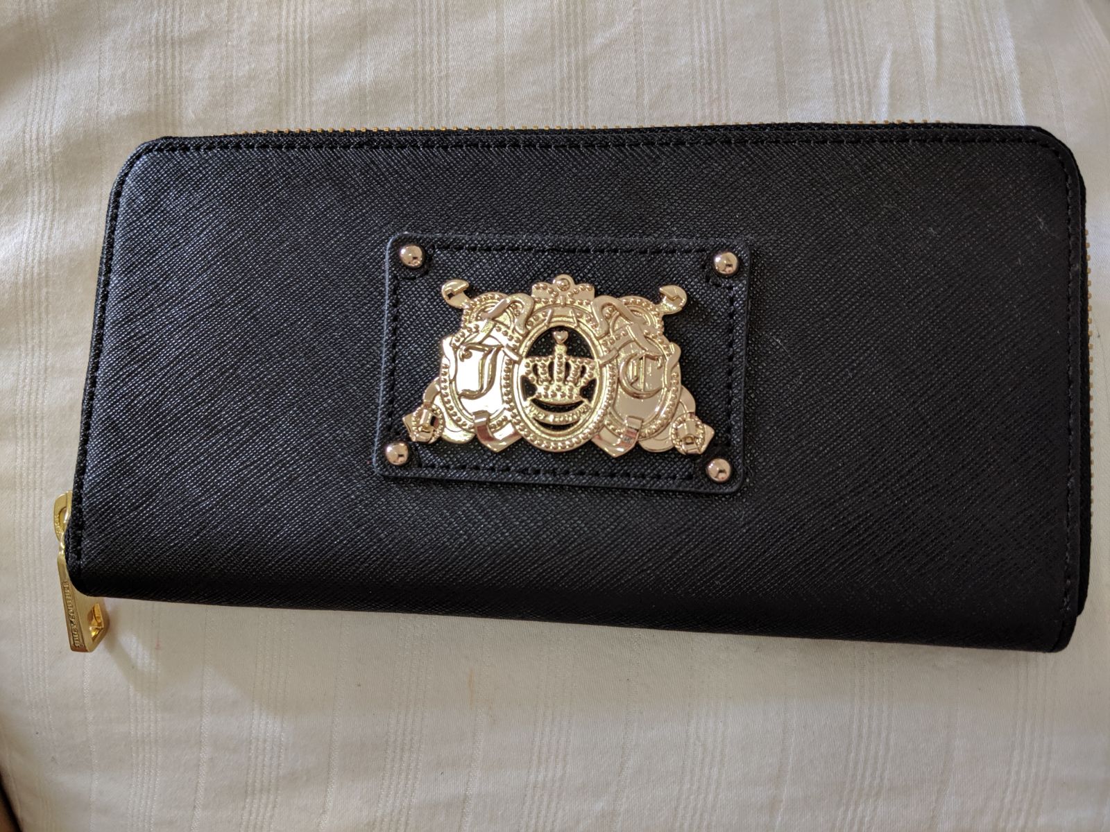 Gold Juicy Couture Zipped Wallet in Saff