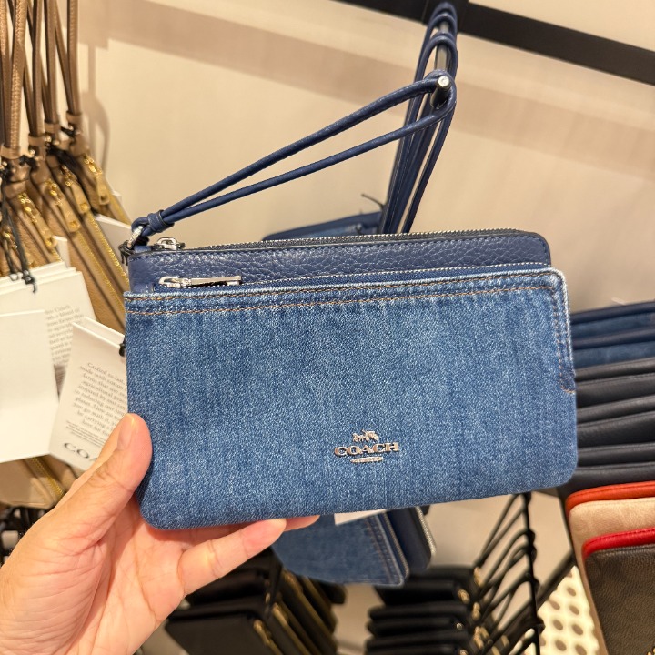 Coach CAP24 Double Zip Wallet IN denim/Silver/Indigo