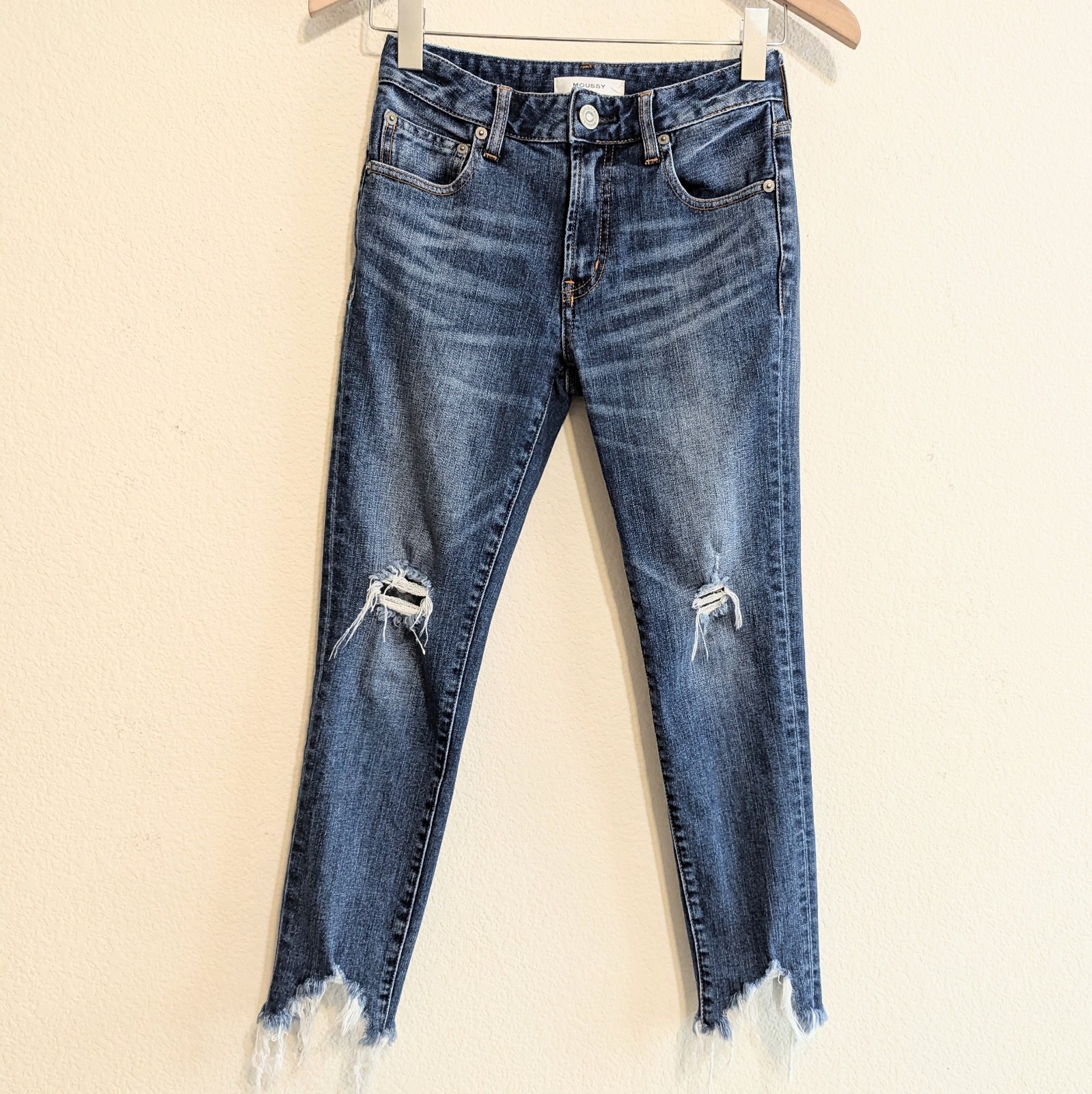 Moussy Womens Zipper Fly Mid Rise Distressed Fringe Cropped, Jeans Blue size 25