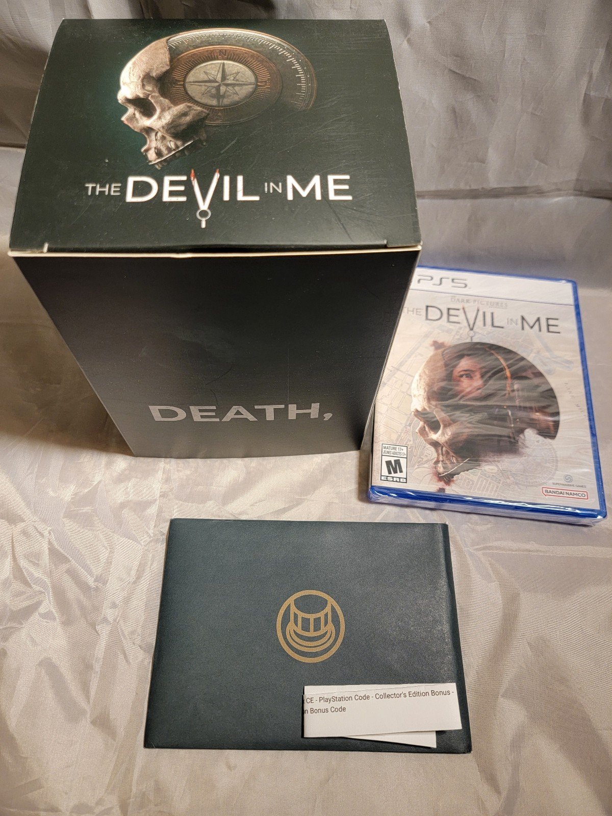 Devil in me anamatronic collectors edition + day 1 bonus code. New US ps5version