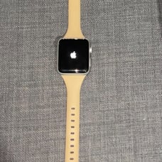 Apple Watch Series 3 42mm Apple Stainless Steel GPS + Cellular