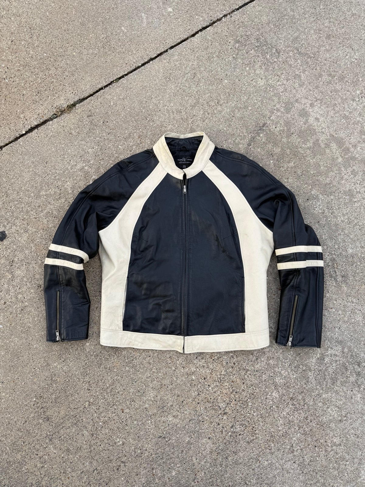Vintage 90s Wilson’s Leather Motorcycle Biker Jacket White and Black Color way