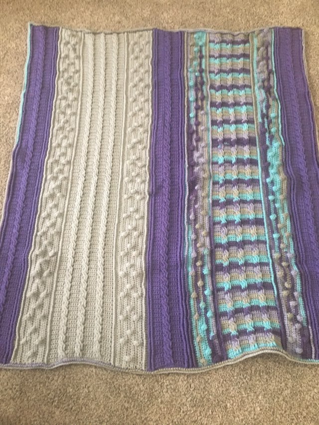 Cabled afghan