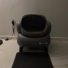 Neakasa M1 litter box