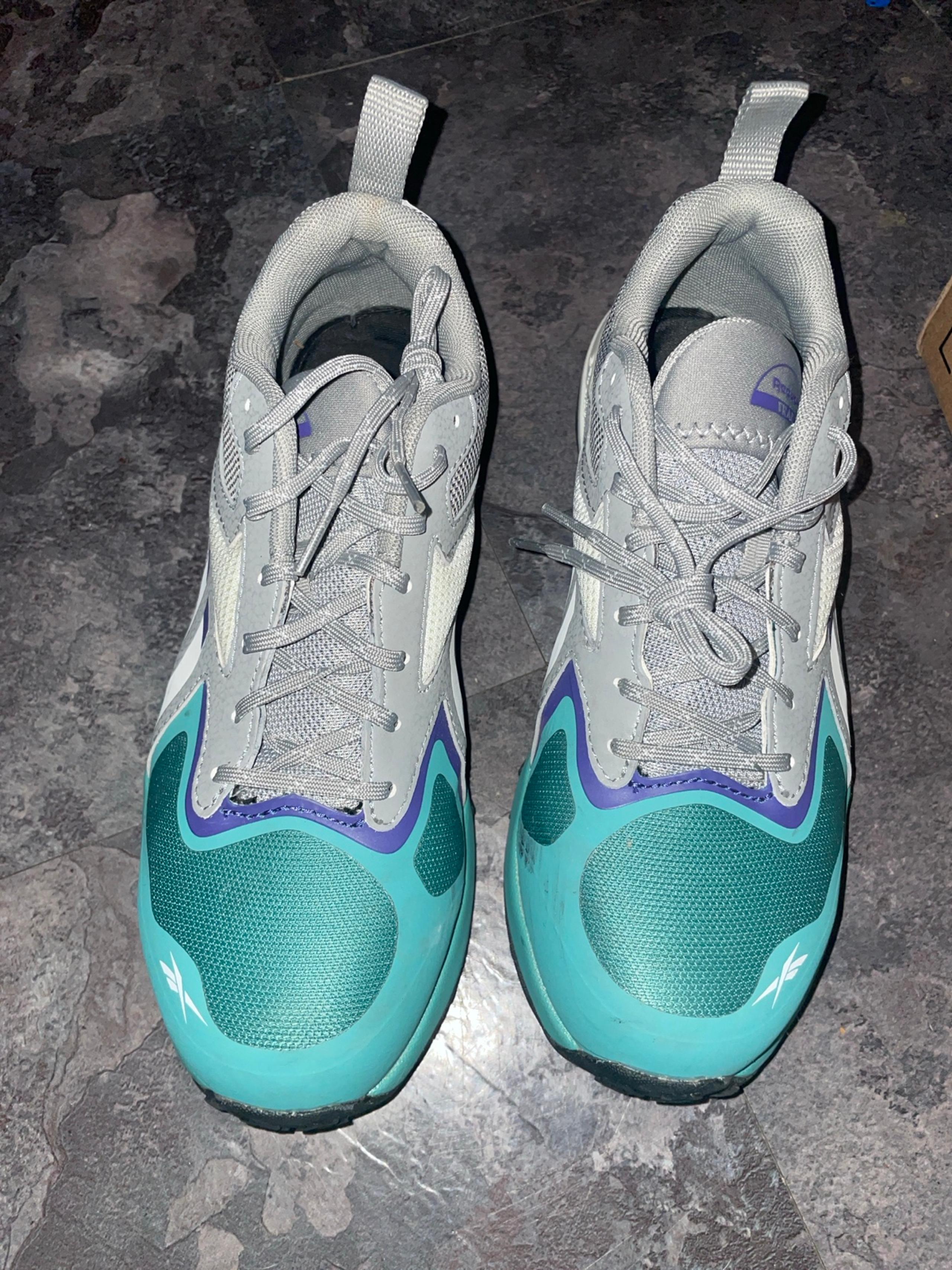 Women’s Reebok Work comp toe, non slip teal shoes