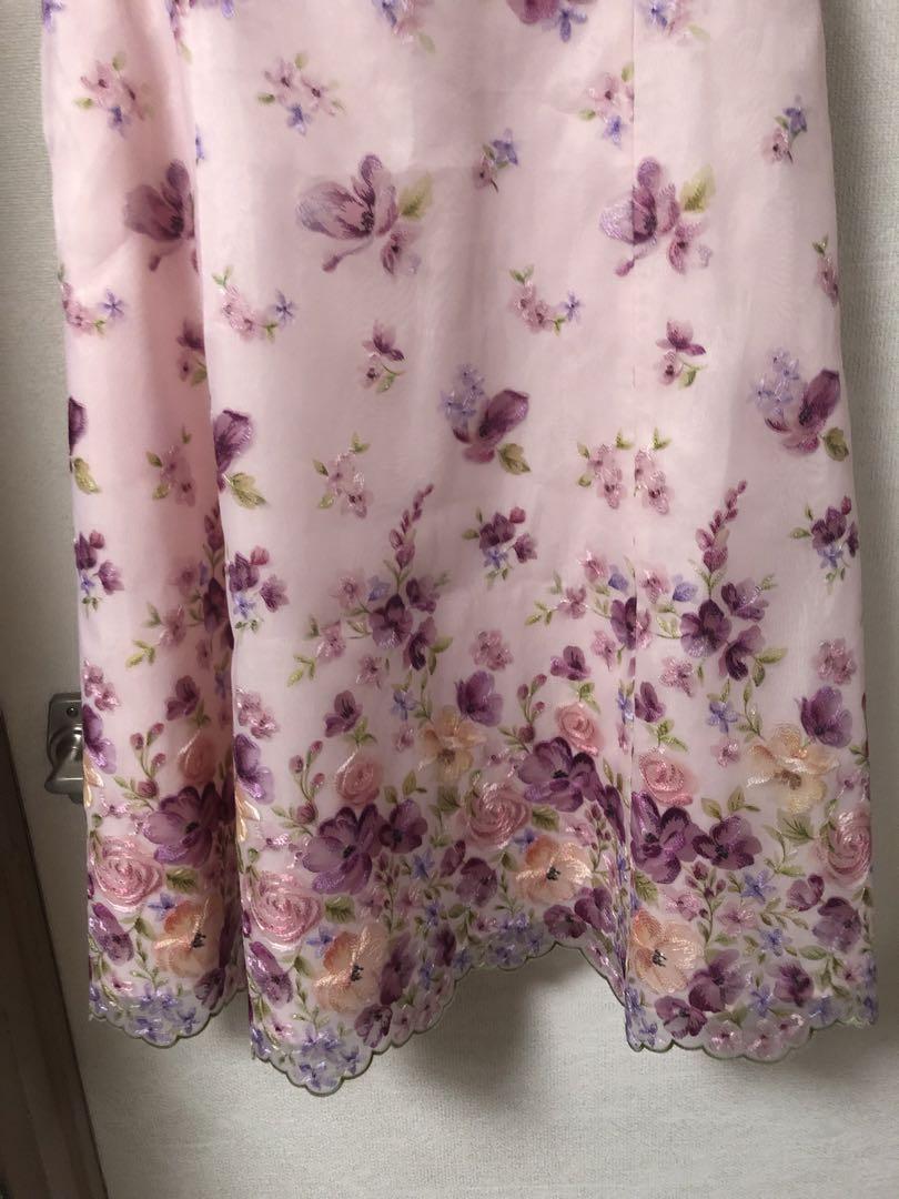 新品タグ付き未着用♡TOCCA SINGING FLOWER DRESS 新品タグ付き未着用♡TOCCA SINGING FLOWER DRESS