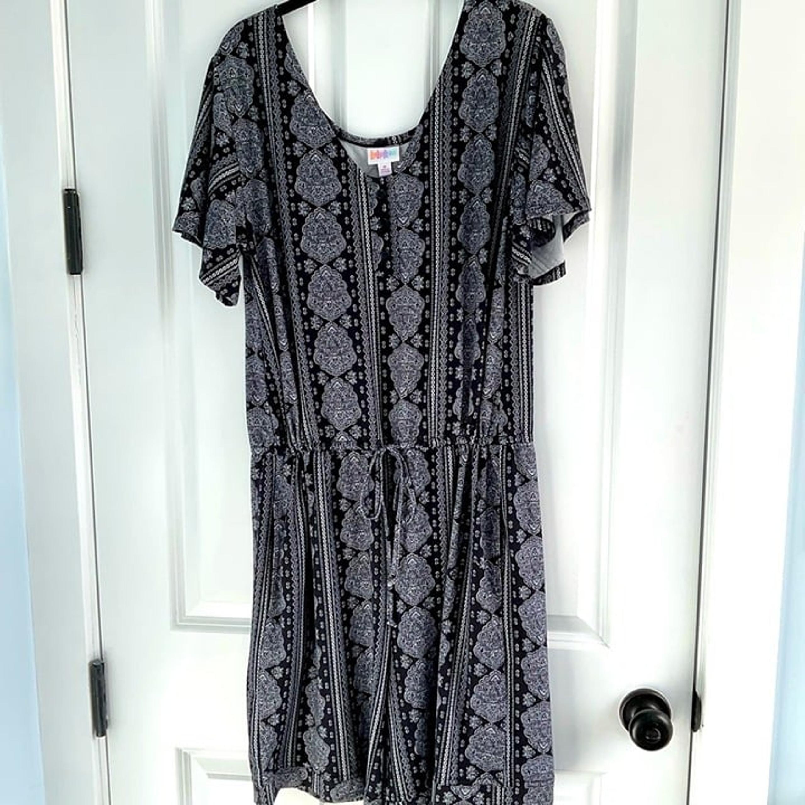 Women’s LuLaRoe Xanthe romper