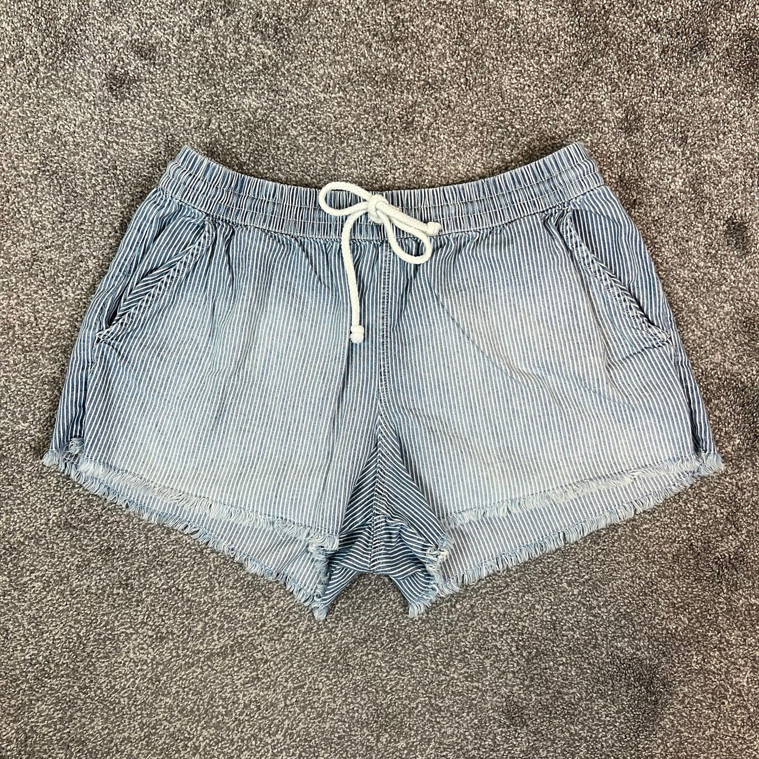 aerie pinstripe pull on shorts