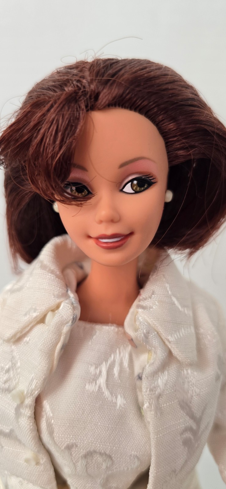 1996 Macy’s City Shopper Barbie—fashionable and rare! No box, excellent conditio