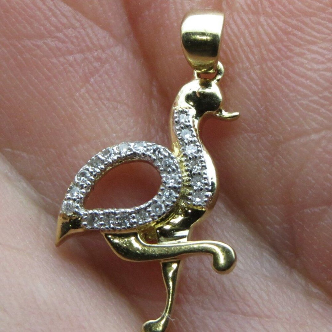 950 10k Gold Pelican Bird Diamond Pendent