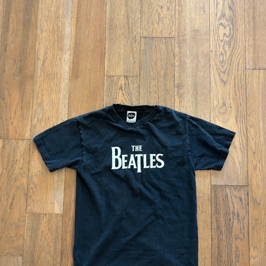 Vintage Y2K The Beatles Logo Black T Shirt