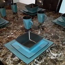 16 piece stoneware dinner set