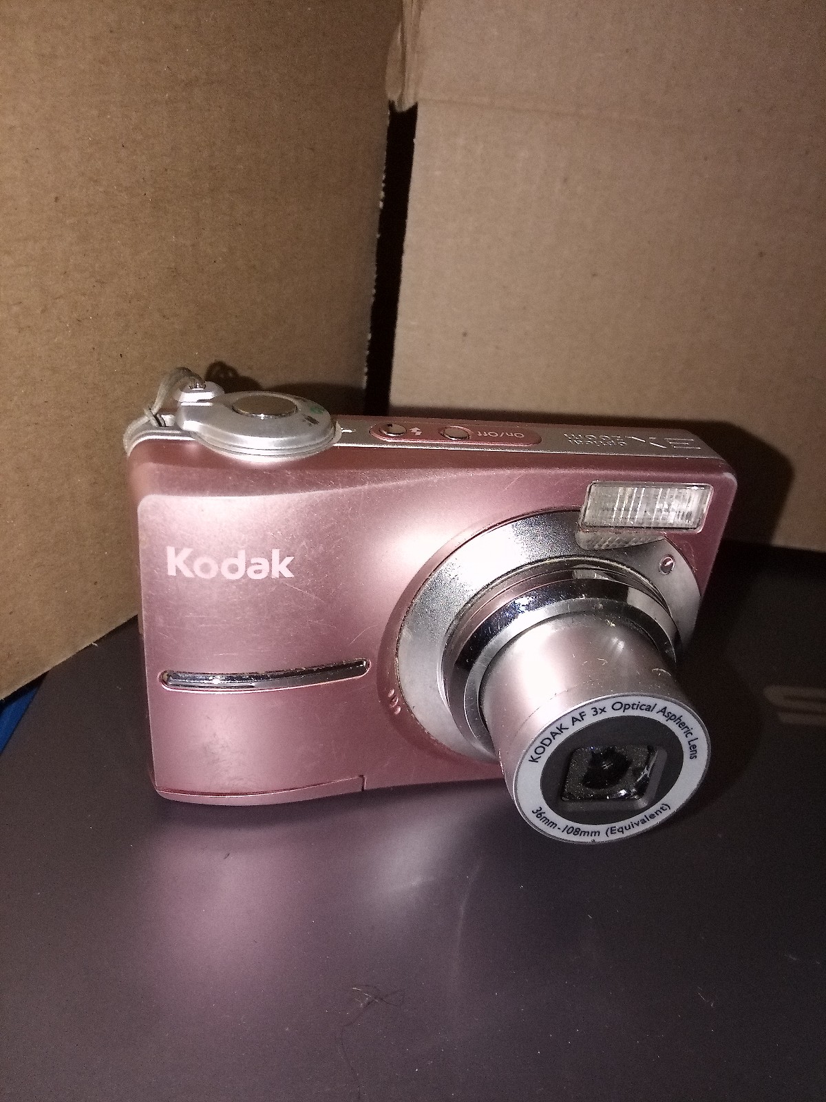 Kodak easy share c-713 pink