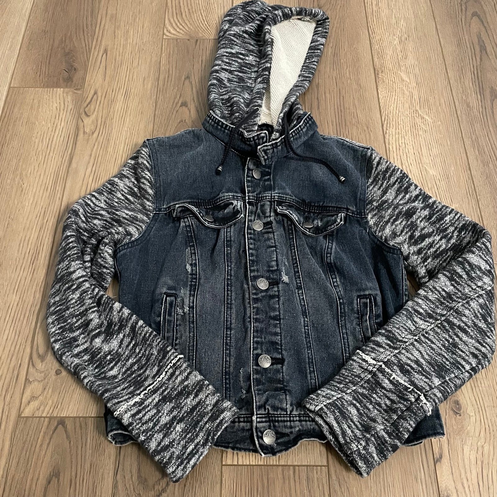 Free People Distressed Blue Denim Jacket Trucker Hooded