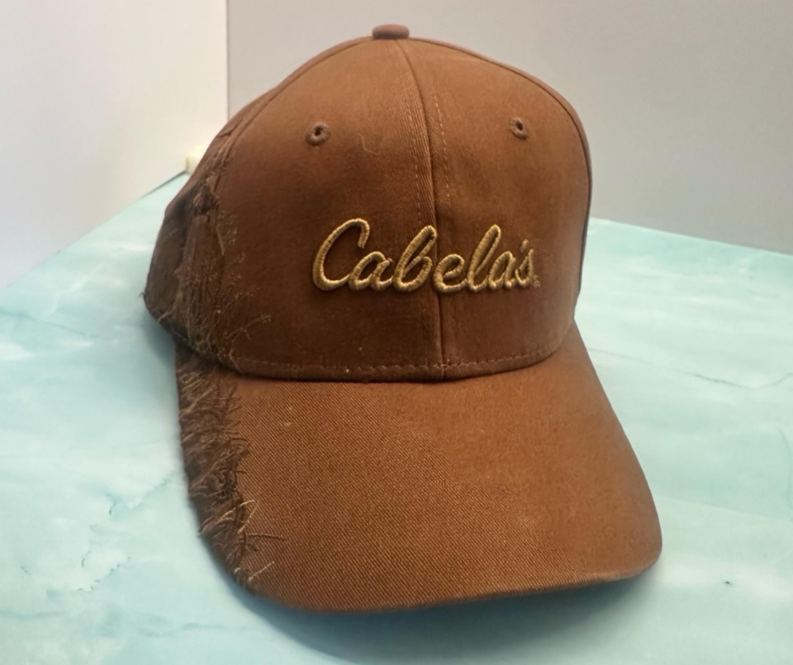 Men’s Cabela Hat, with adjustable Velcro back