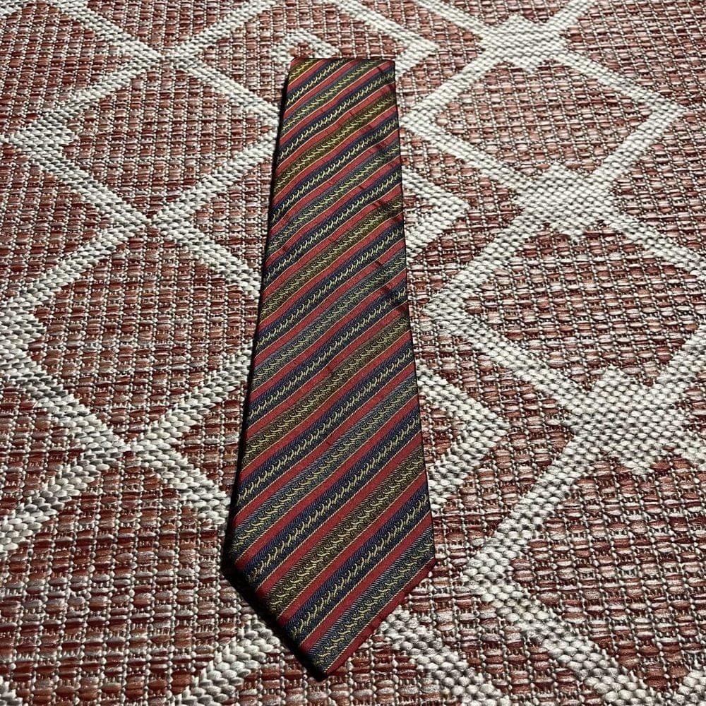 BOTTEGA VENETA VINTAGE Horizontal Stripes WOVEN TIE SILK BURGUNDY RED BLUE ITALY