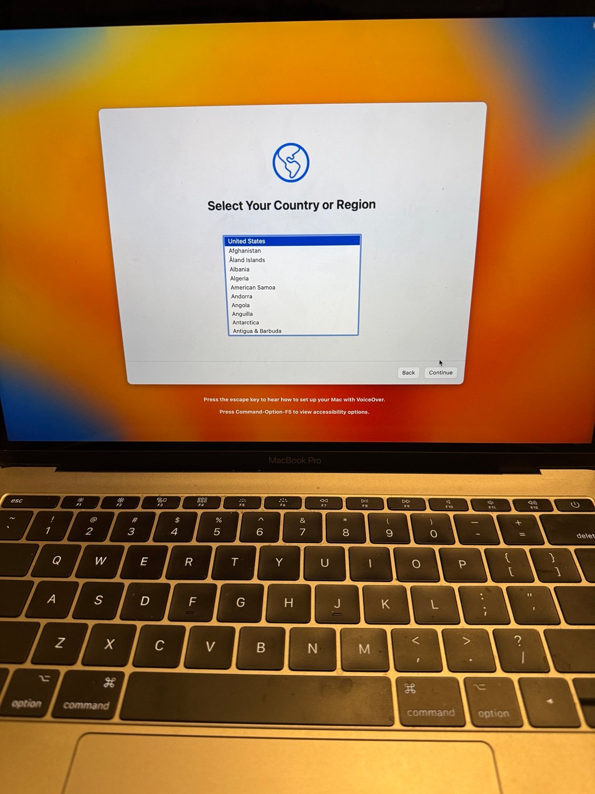 Apple MacBook Pro Laptop