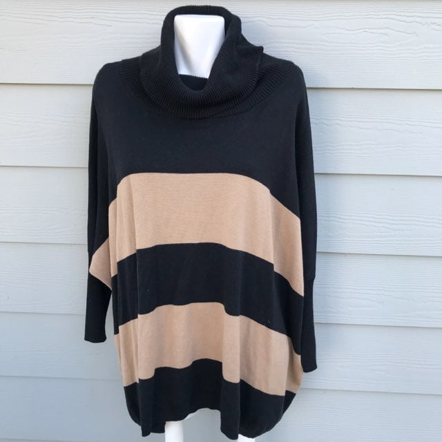 Vince Camuto Stripe Crowl Neck Sweater