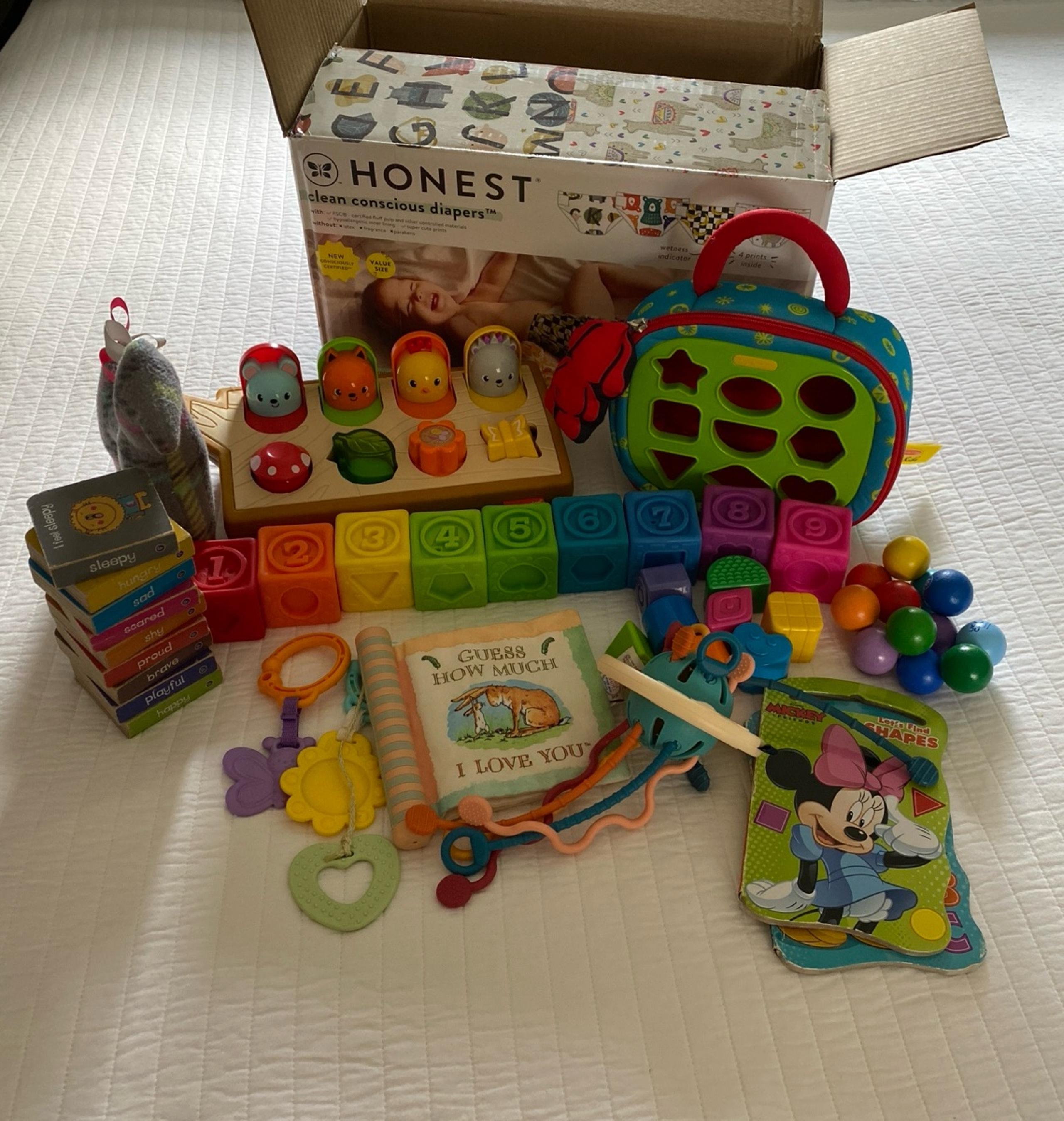 Curated Baby Box for babies 6-18 mos