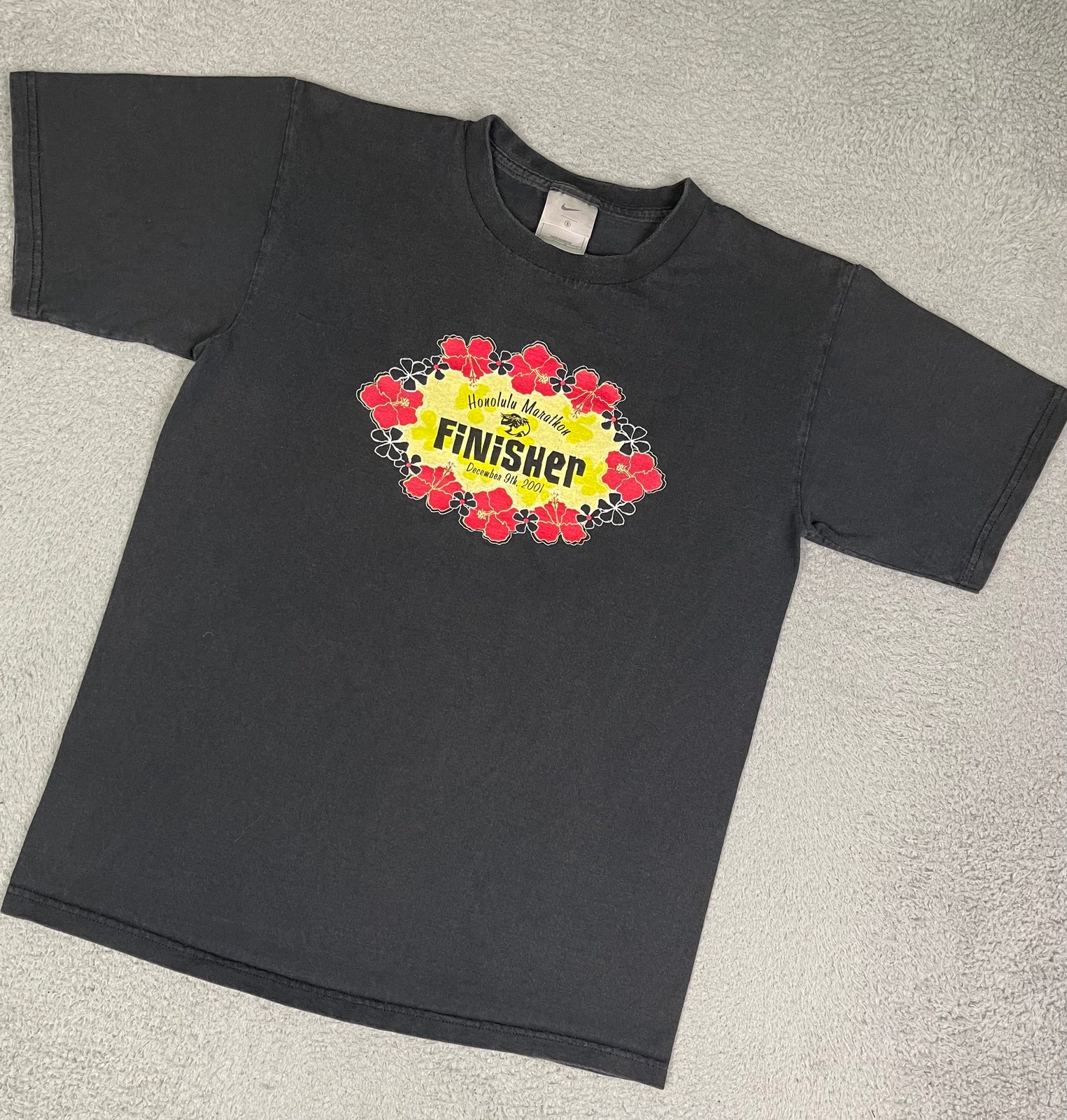 Vintage Nike honolulu marathon T-shirt