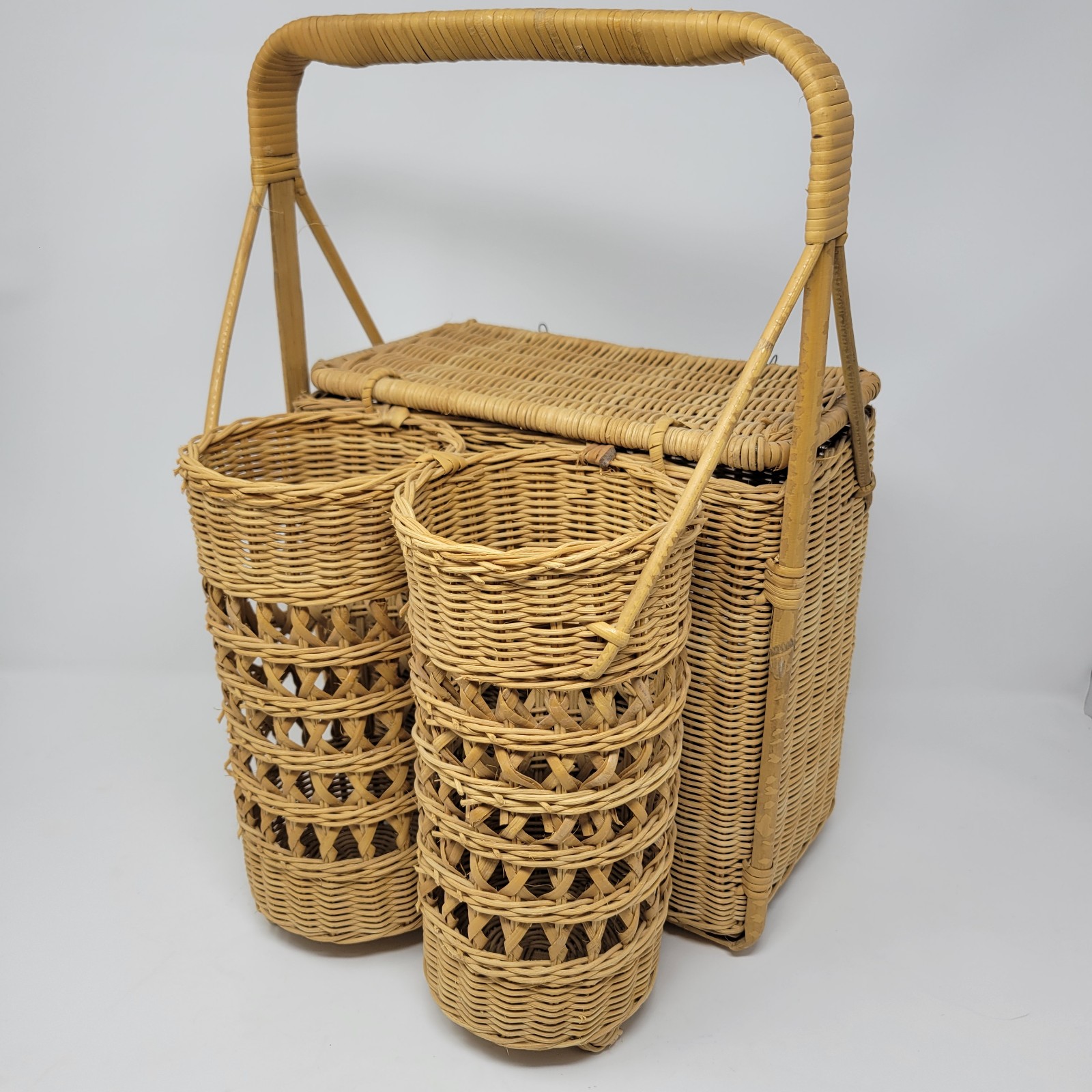 Vintage Bicker Picnic Basket