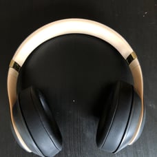 beats wireless headphones