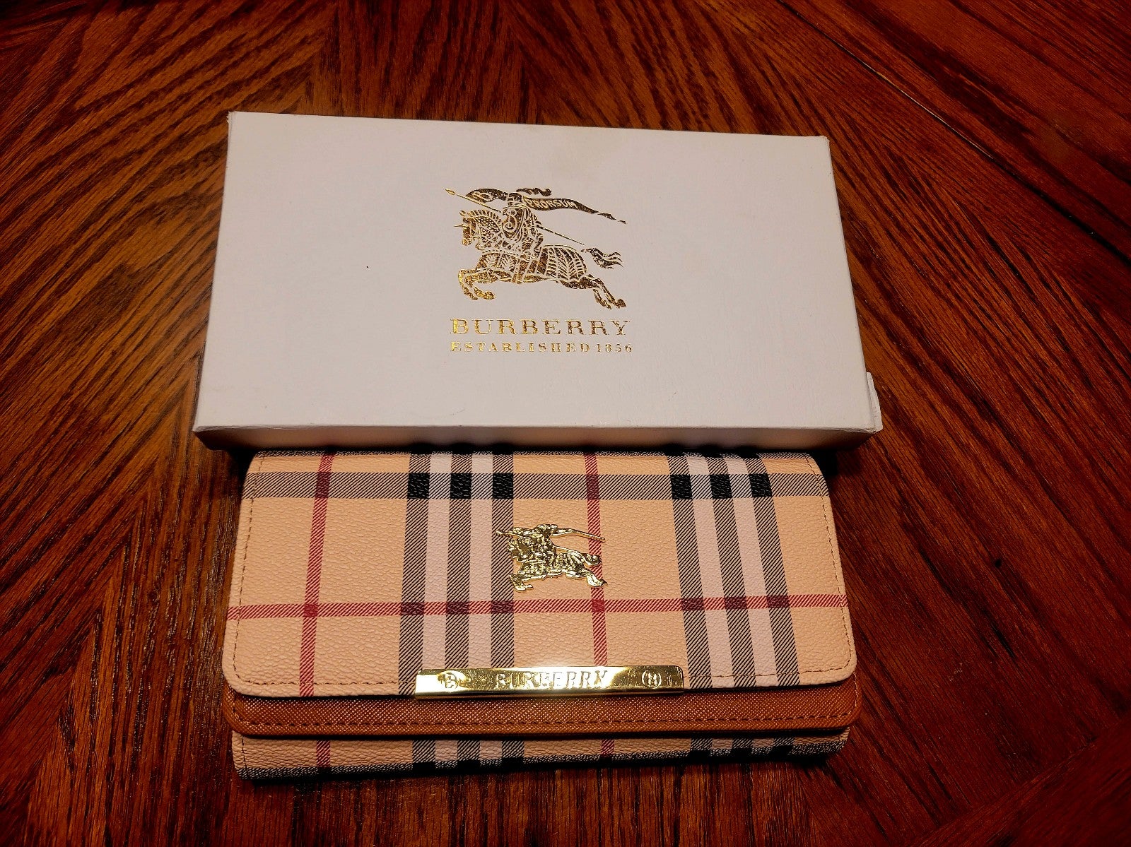 Burberry 2024 women's wallet