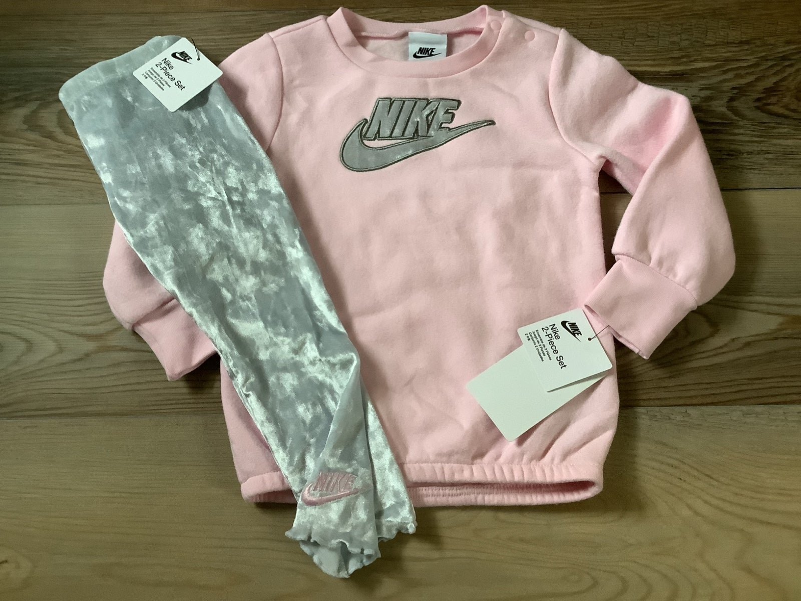 Nike girls pink crewneck sweatshirt & velour leggings set size 24 months(NWT )