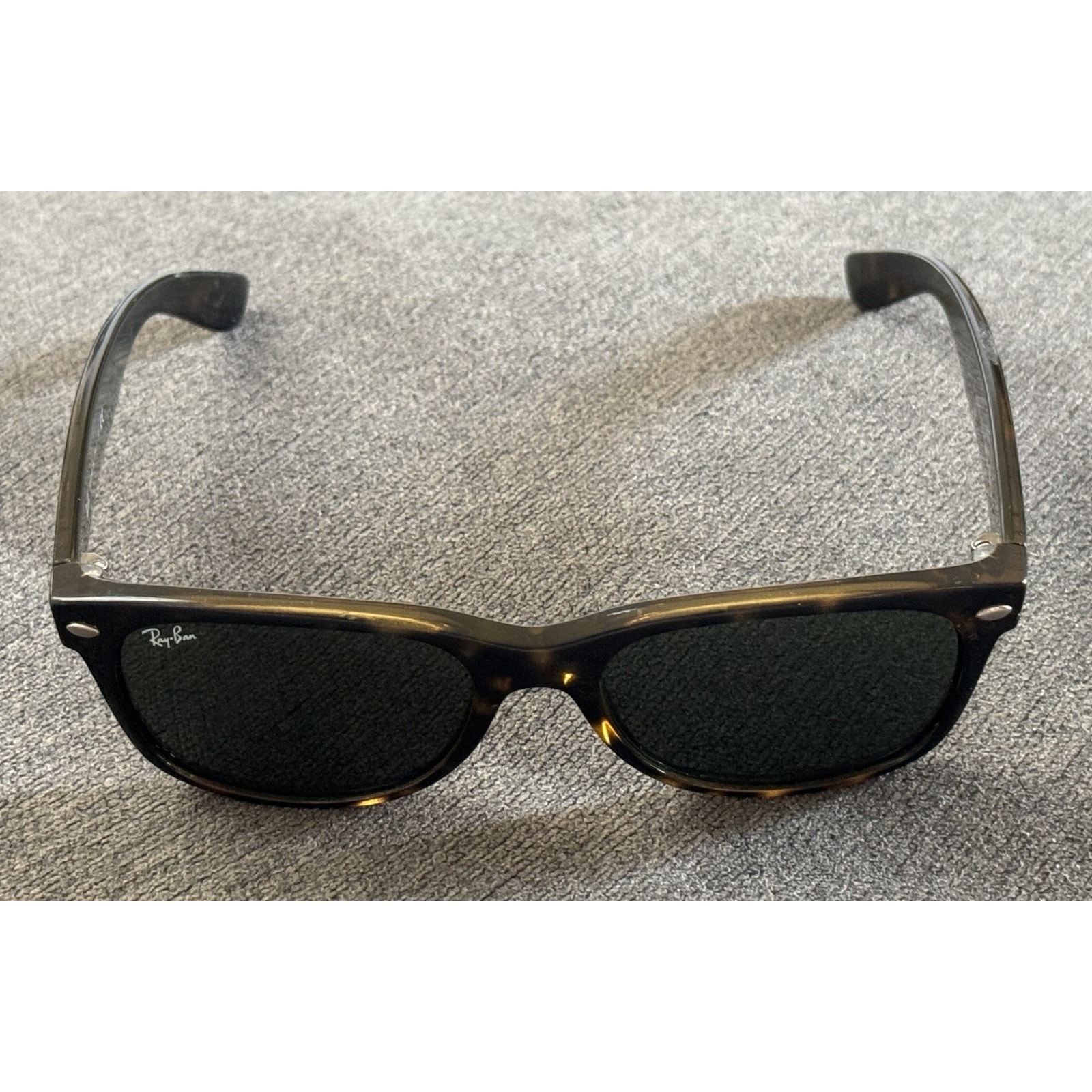 Ray-Ban NEW WAYFARER CLASSIC RB2132 902 55-18 Polished Tortoise Sunglasses