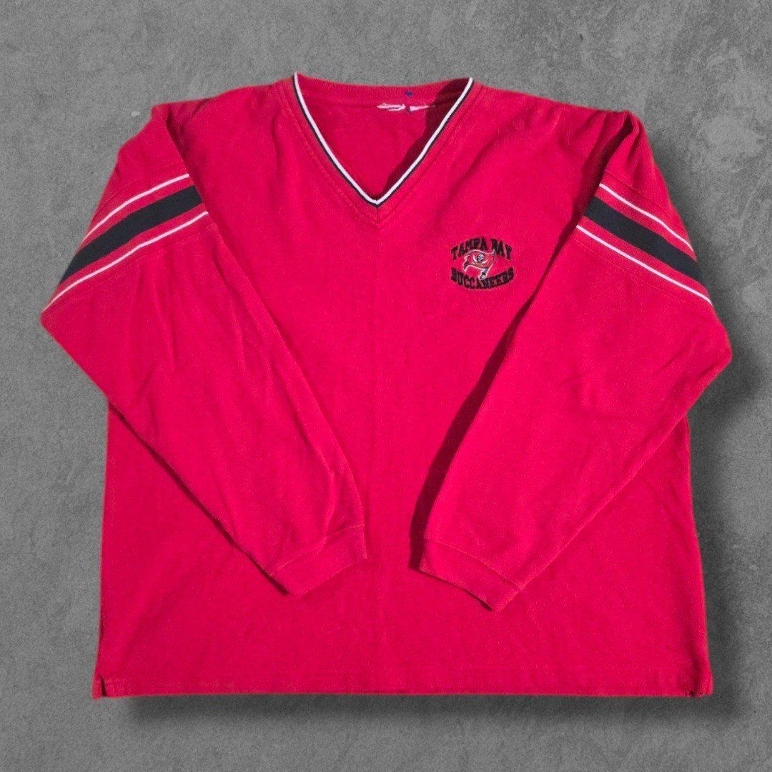Vintage Sports Pullover Sweatshirt Tampa Bay Buccaneers Embroidered NFL Football